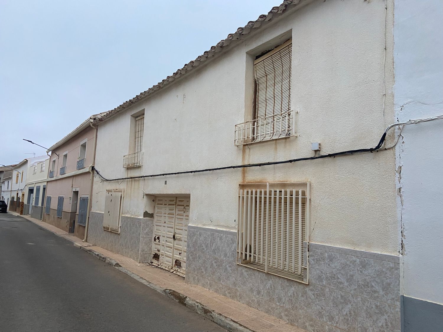 Vista exterior de Casa o xalet en venda en Granátula de Calatrava amb Jardí privat i Traster