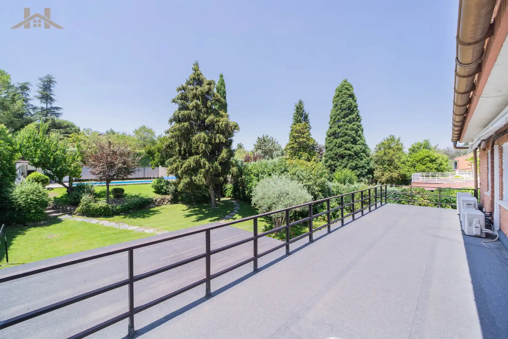 Terrassa de Casa o xalet en venda en Majadahonda amb Aire condicionat, Calefacció i Jardí privat
