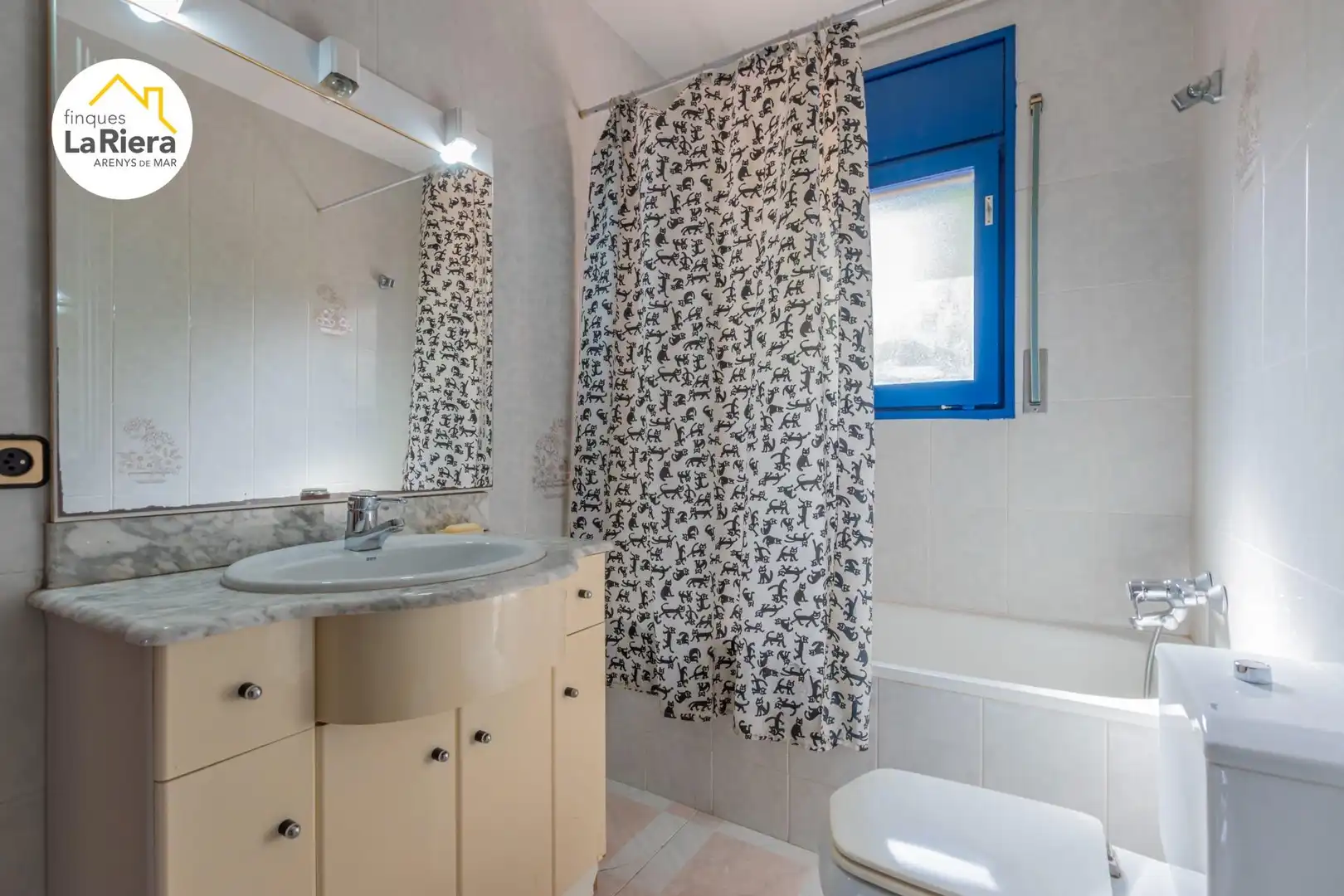 Badezimmer von Haus oder Chalet zum Verkauf in Arenys de Munt mit Heizung, Privatgarten und Schwimmbad