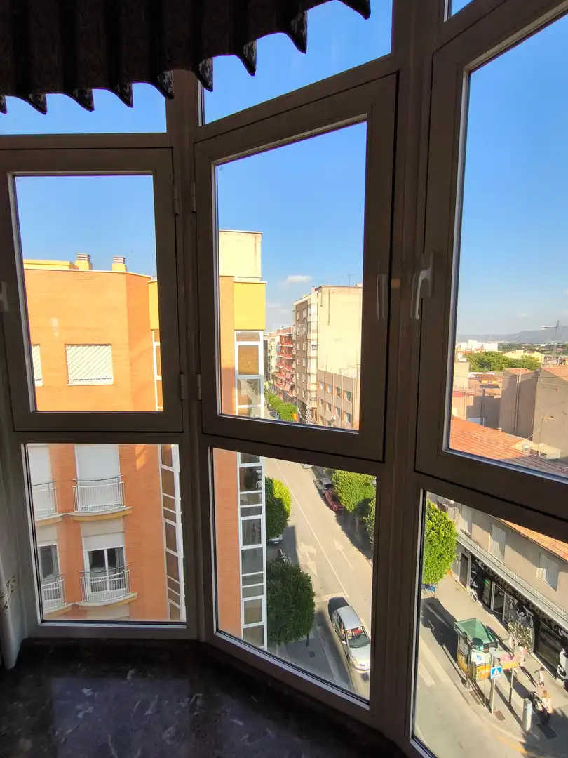 Vista exterior de Piso en venta en Alcantarilla con Trastero y Amueblado