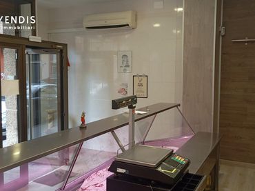 Local comercial en venda a Carrer Cassimir Vila