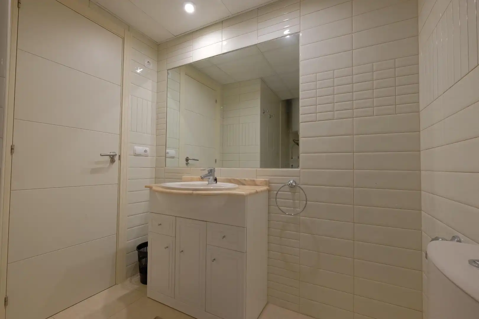 Baño de Apartamento en venta en Calpe / Calp con Calefacción y Piscina