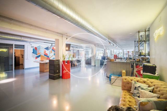 Piso en Venta en Carrer de Llull en El Poblenou