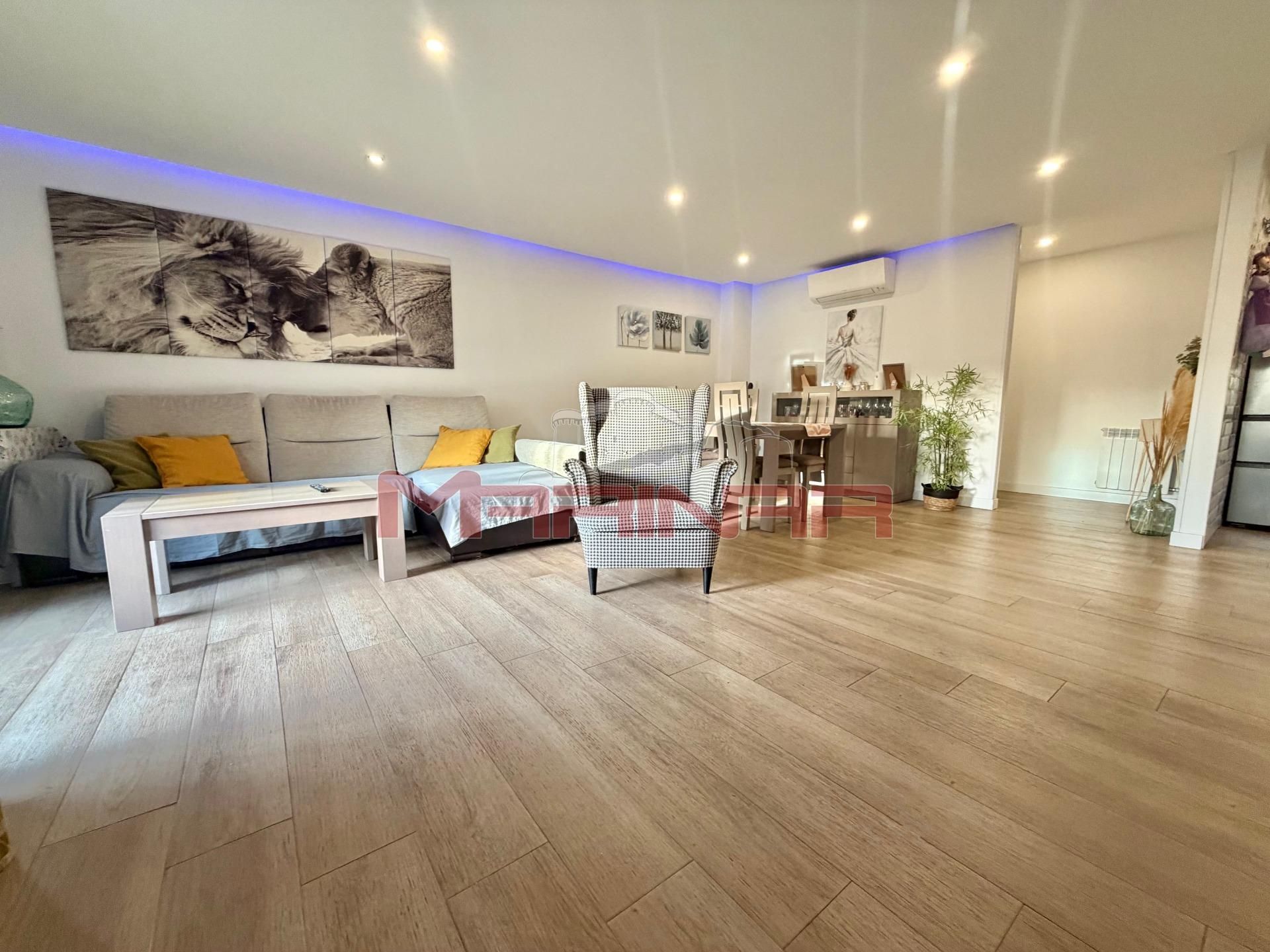 Sala d'estar de Pis en venda en Seseña amb Aire condicionat, Calefacció i Jardí privat