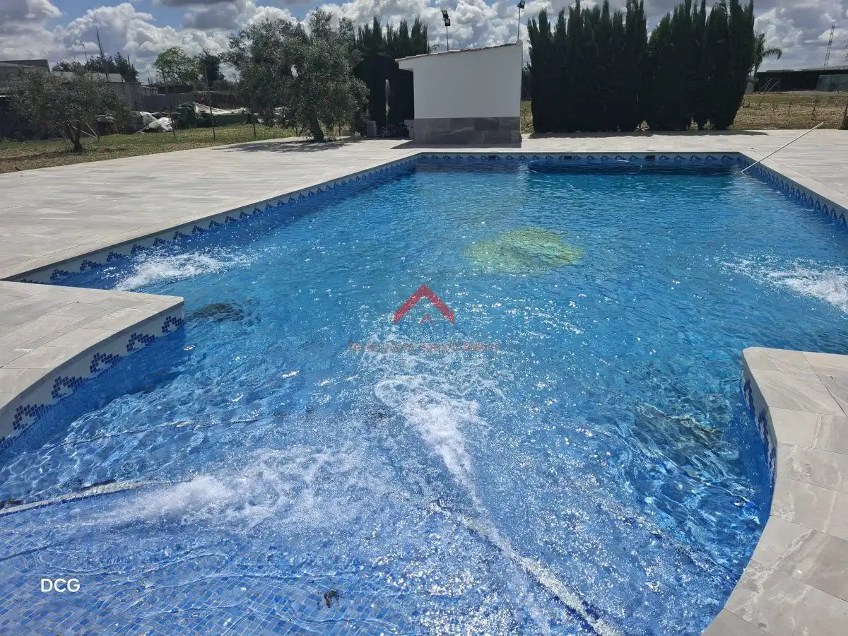 Piscina de Casa o chalet de alquiler en Utrera con Calefacción, Piscina y Amueblado