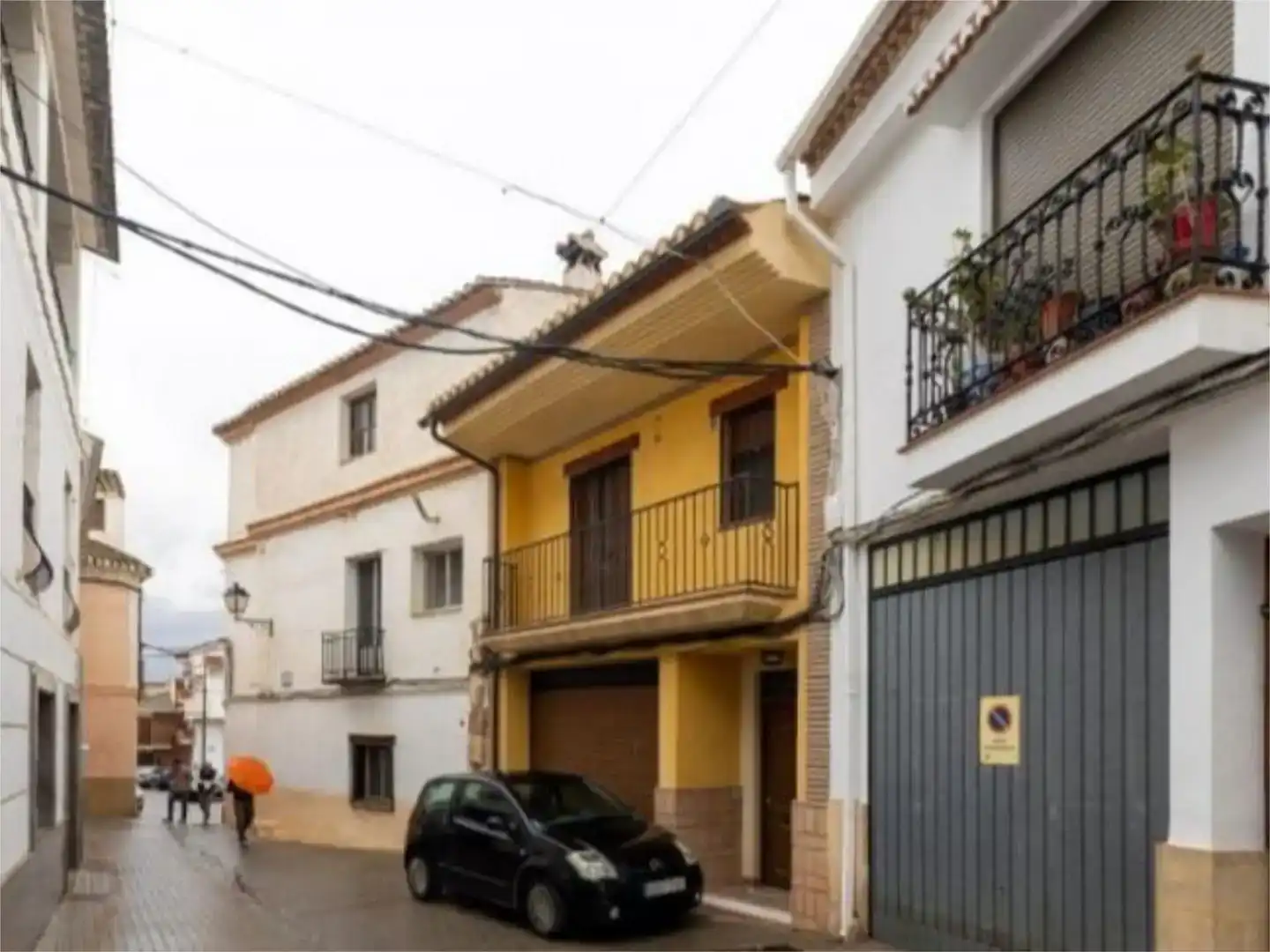 Vista exterior de Casa adosada en venda en Villamena amb Traster, Moblat i Balcó