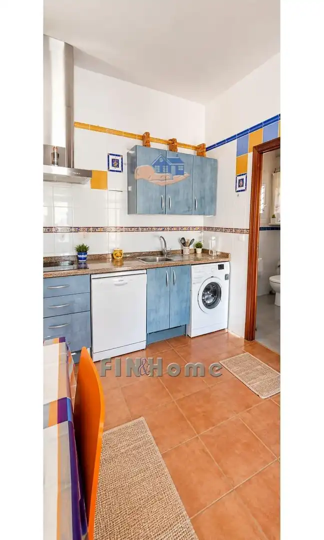 Cocina de Casa o chalet en venta en Gerena con Aire acondicionado, Jardín privado y Trastero