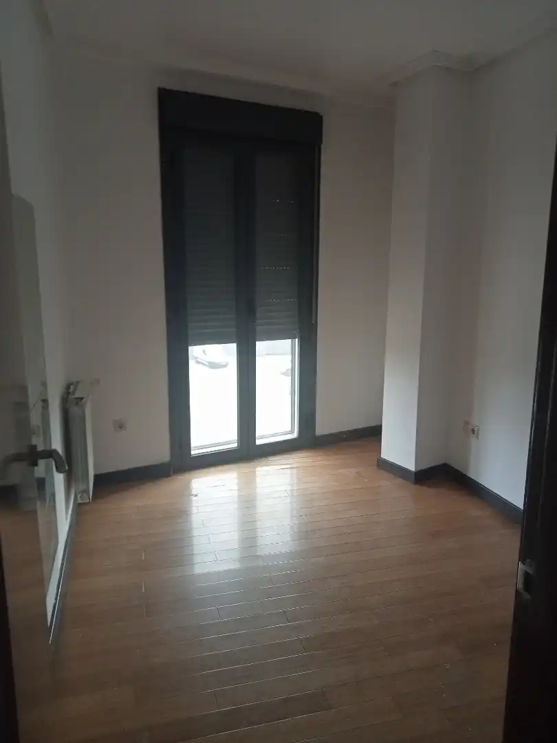 Piso en venta en Ocaña con Calefacción, Parquet y Balcón