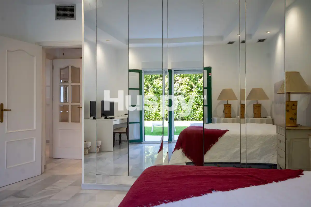 Schlafzimmer von Wohnung zur Miete in Nueva Andalucía