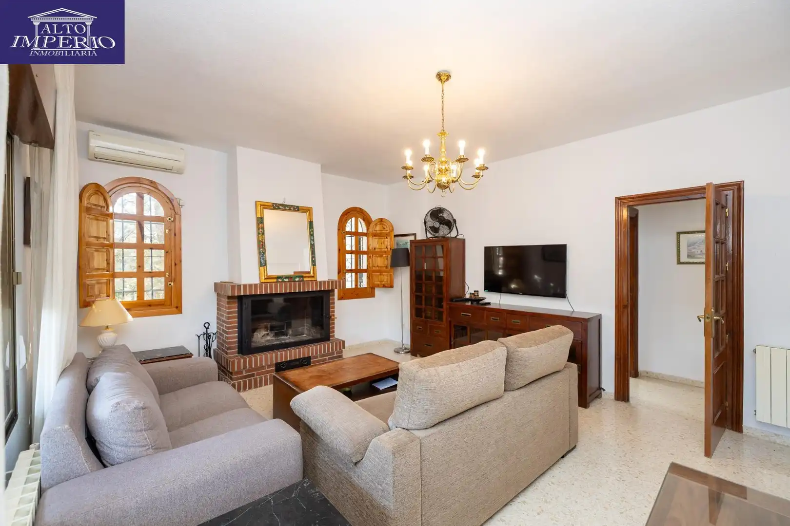 Villa mit Pool zum Verkauf in Calle Lindaraja, imagen 8