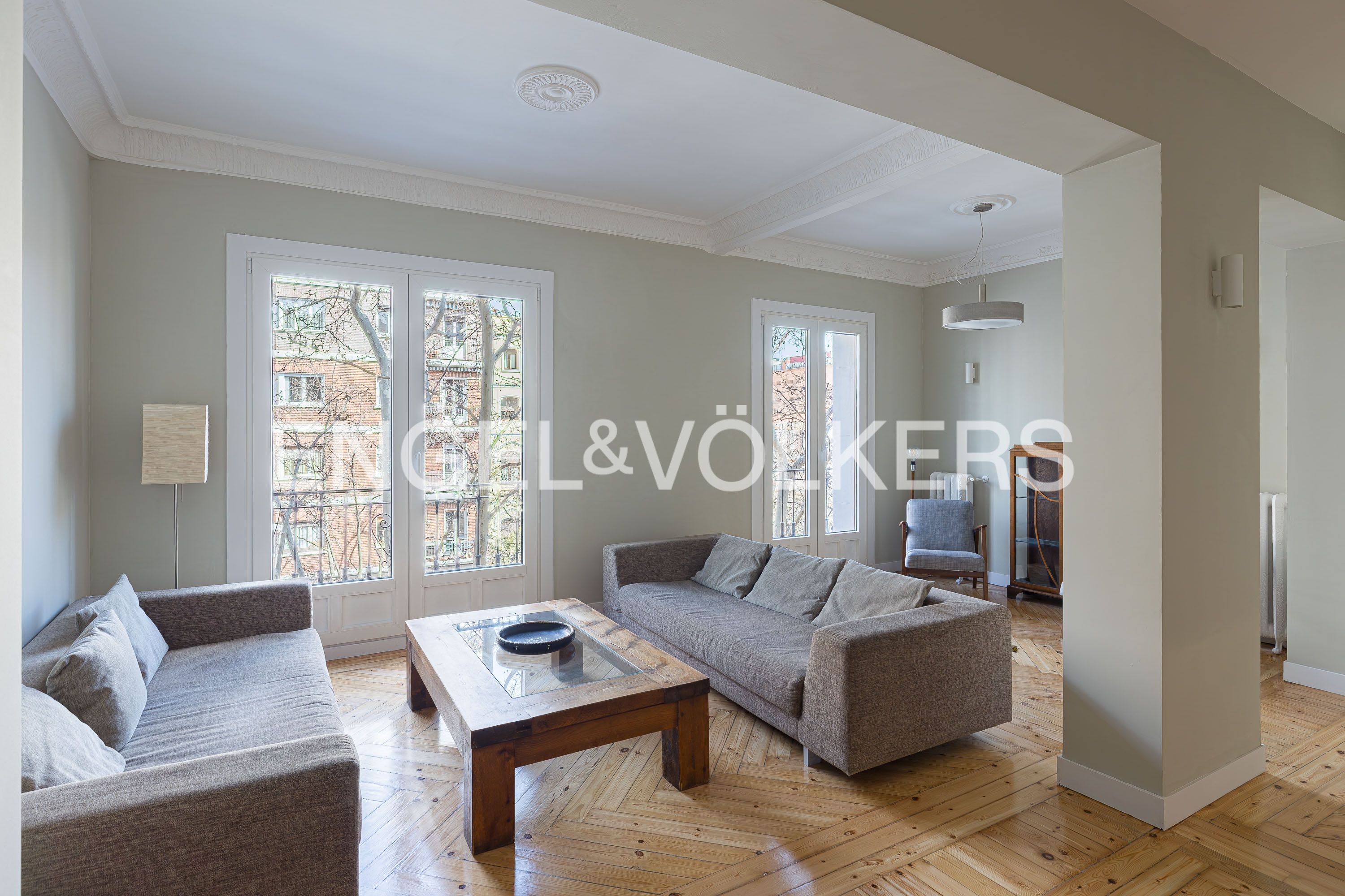 Sala d'estar de Pis de lloguer en  Madrid Capital amb Aire condicionat, Calefacció i Parquet