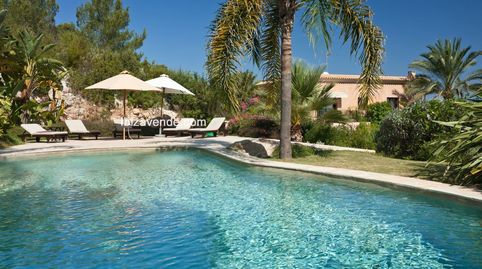 Villa de lujo en lo alto de las montañas con vistas panorámicas al mar y el paisaje