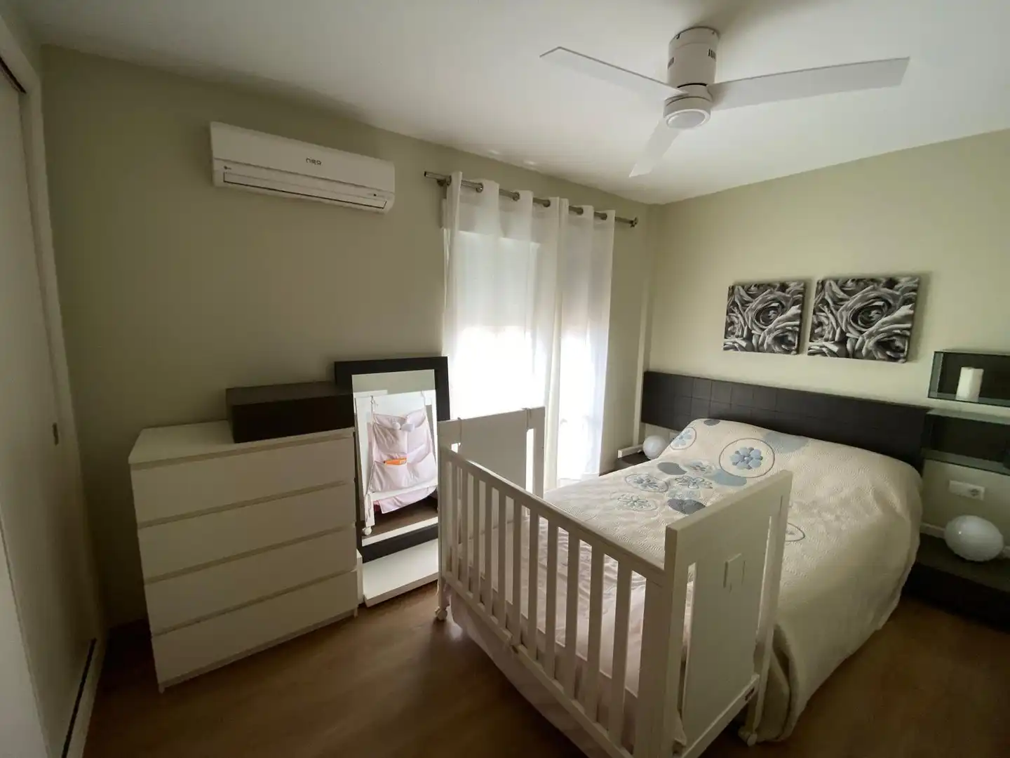 Dormitori de Casa o xalet en venda en Cartagena amb Aire condicionat i Jardí privat