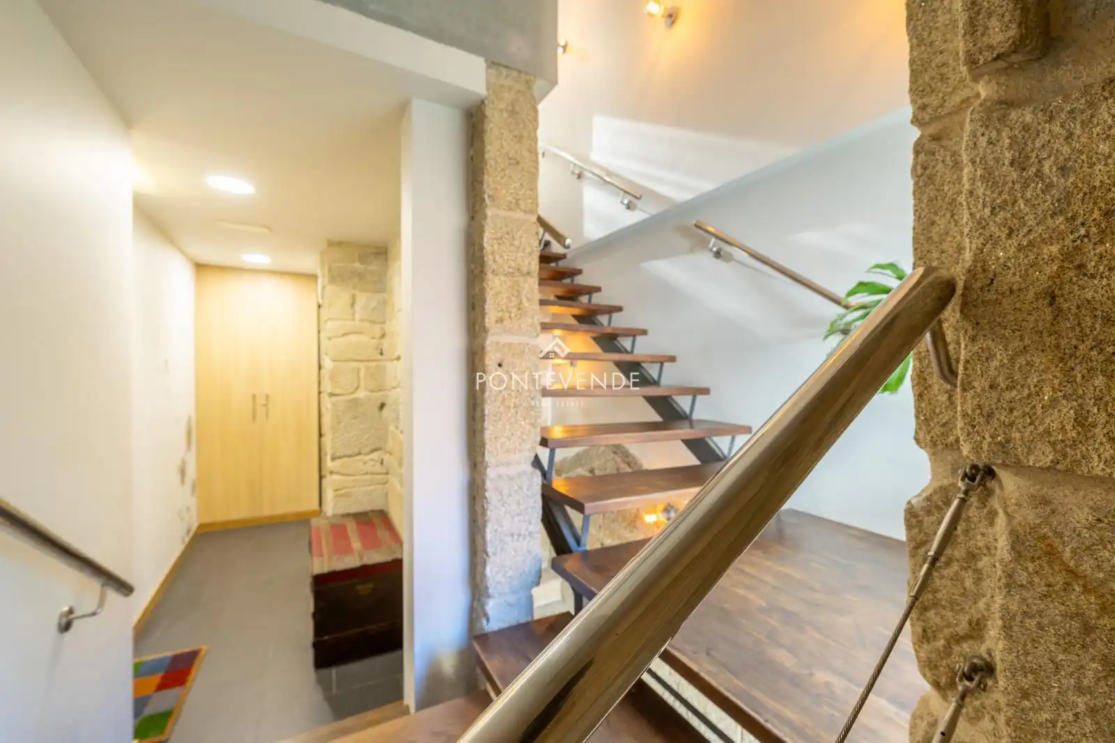 Casa adosada en venta en Cangas pueblo
