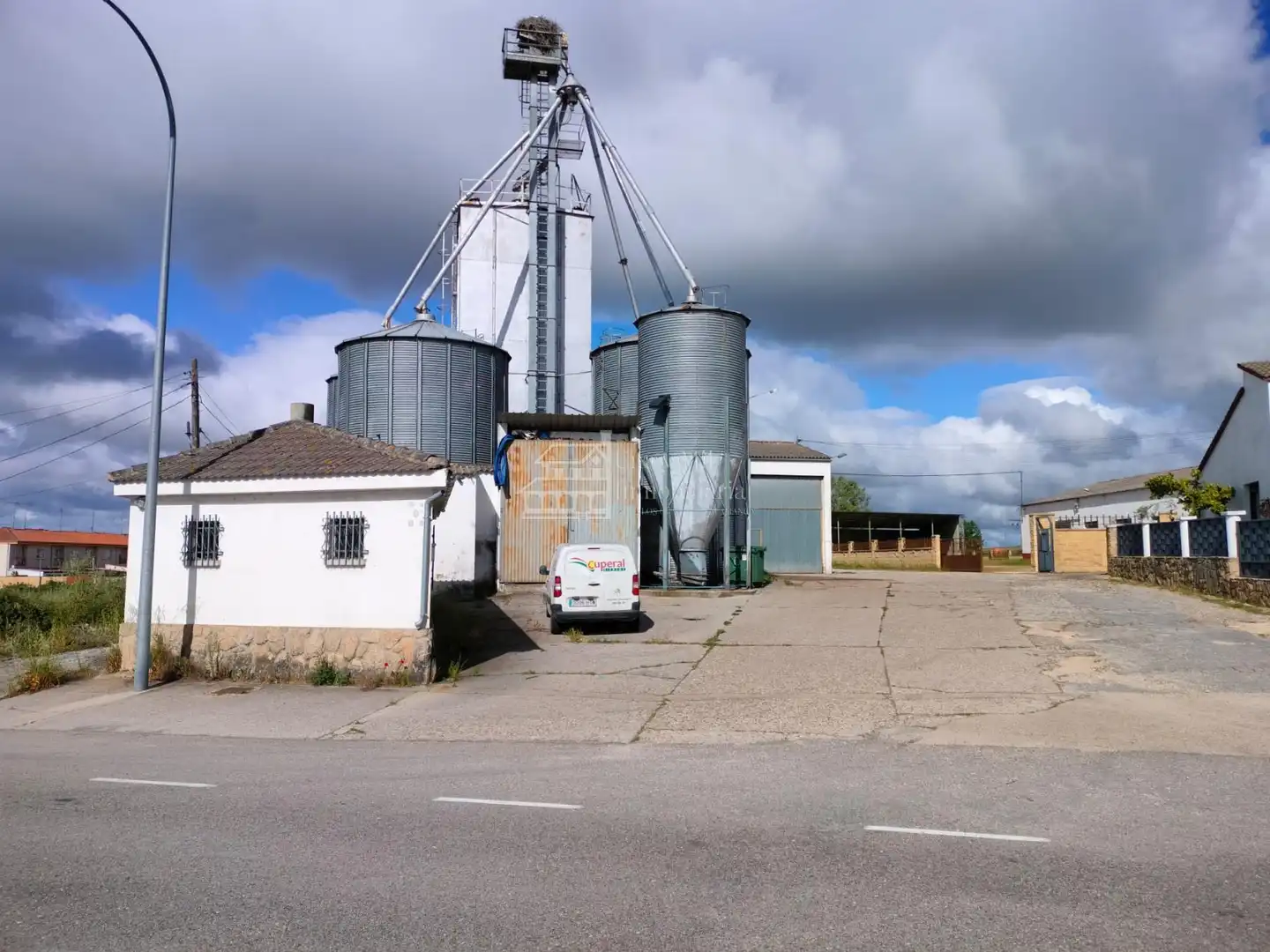 Nave industrial en venta en Vitigudino