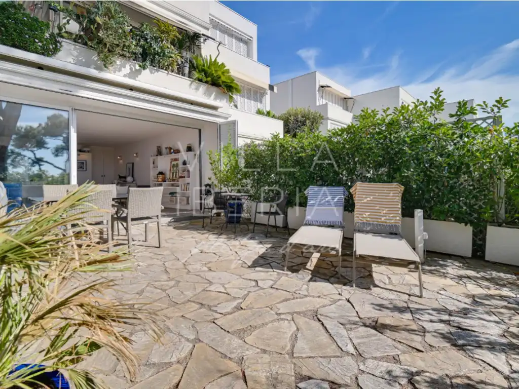 Terrasse von Wohnungen zum Verkauf in Calonge i Sant Antoni mit Klimaanlage, Privatgarten und Terrasse