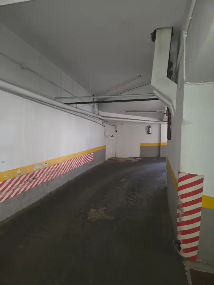 Parking of Flat for rent in Badajoz  with Air Conditioner, Heating and Terrace