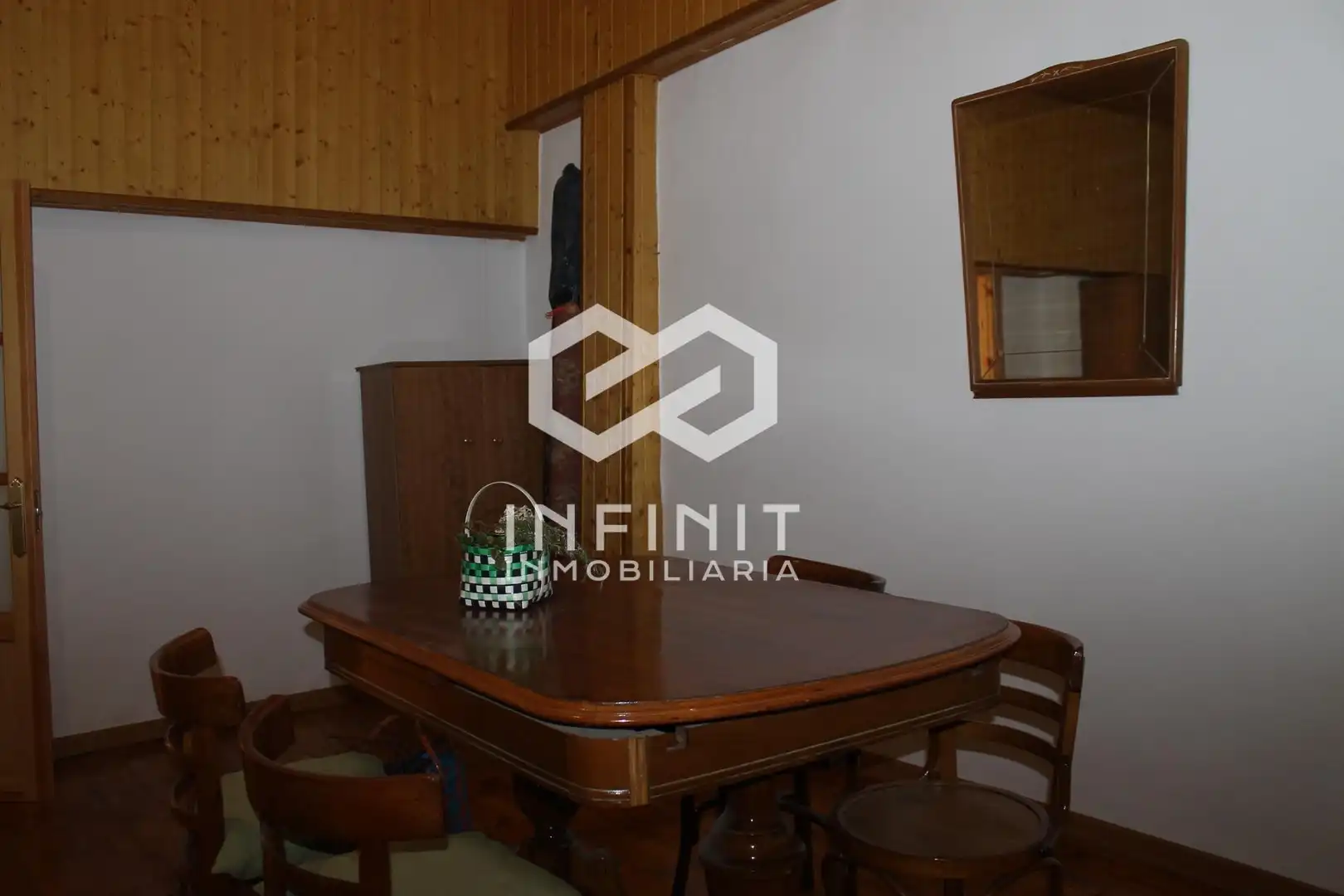 Comedor de Casa o chalet en venta en Somiedo con Calefacción, Jardín privado y Trastero