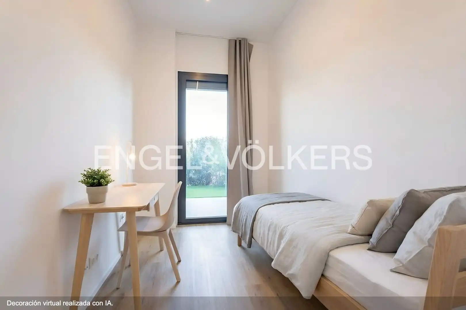 Habitación de Apartamento en venta en Esplugues de Llobregat con Calefacción, Terraza y Trastero