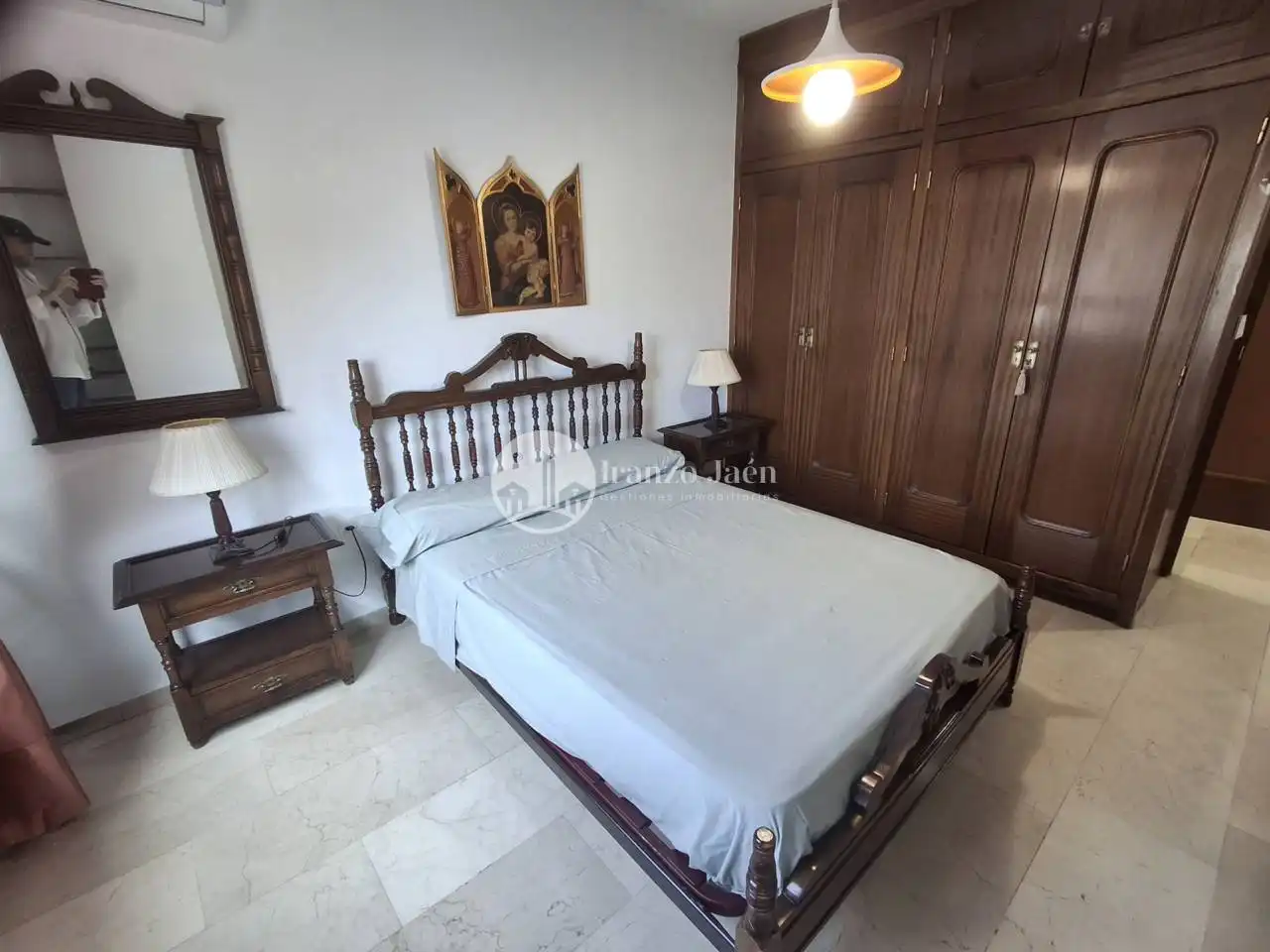 Habitación de Apartamento de alquiler en Jaén con Aire acondicionado, Amueblado y Balcón