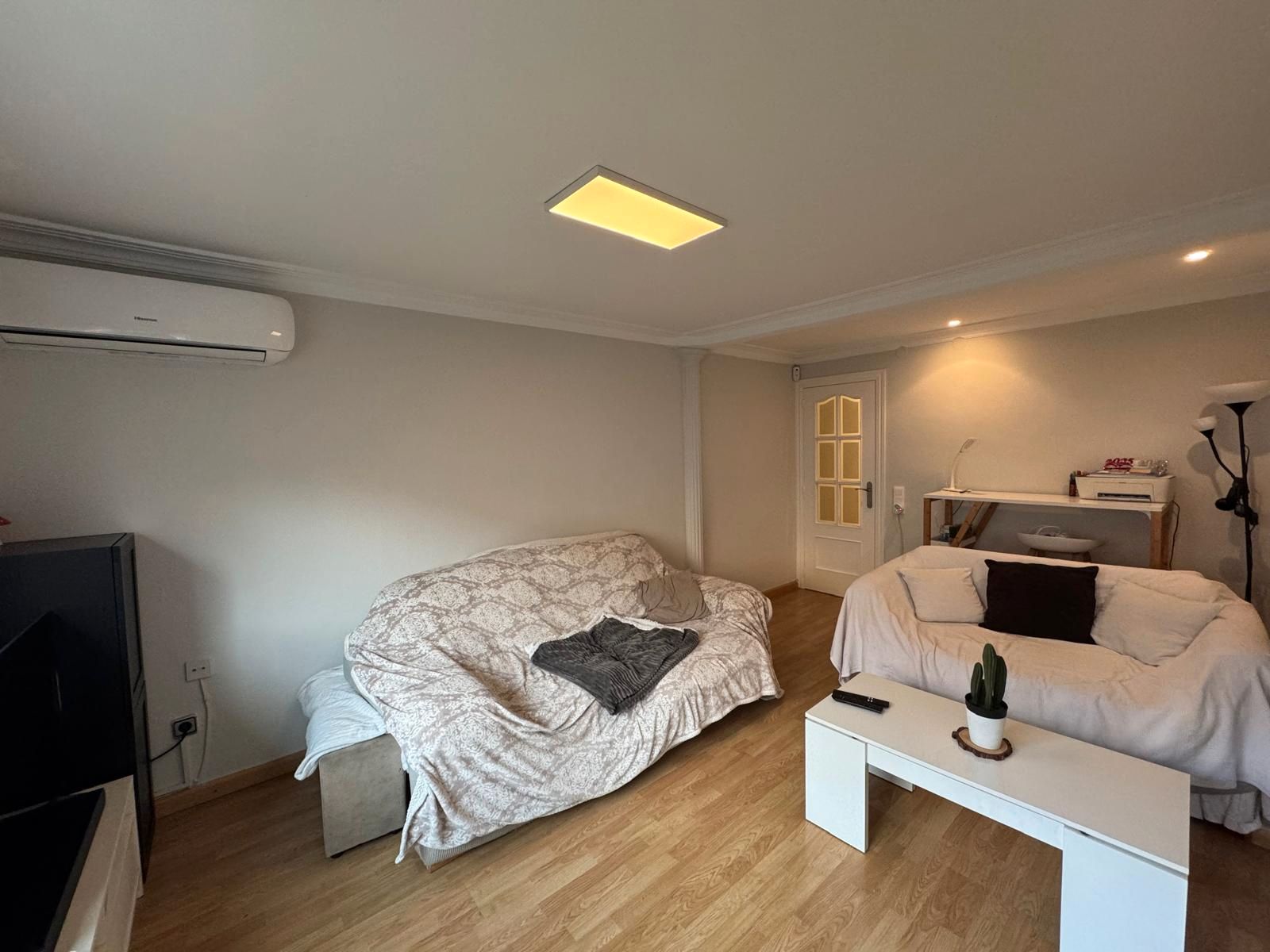Dormitori de Pis en venda en Montcada i Reixac amb Aire condicionat i Parquet