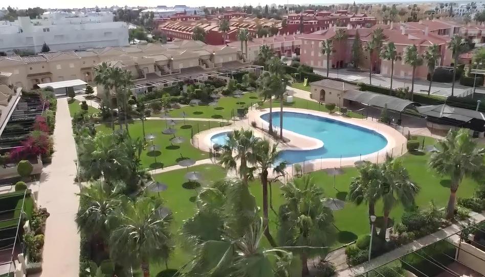 Foto 1 de Planta baixa en venda a Avenida Torrebreva, Las Tres Piedras - Costa Ballena, Cádiz