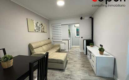 Living room of Flat for sale in Laviana  with Heating and Furnished