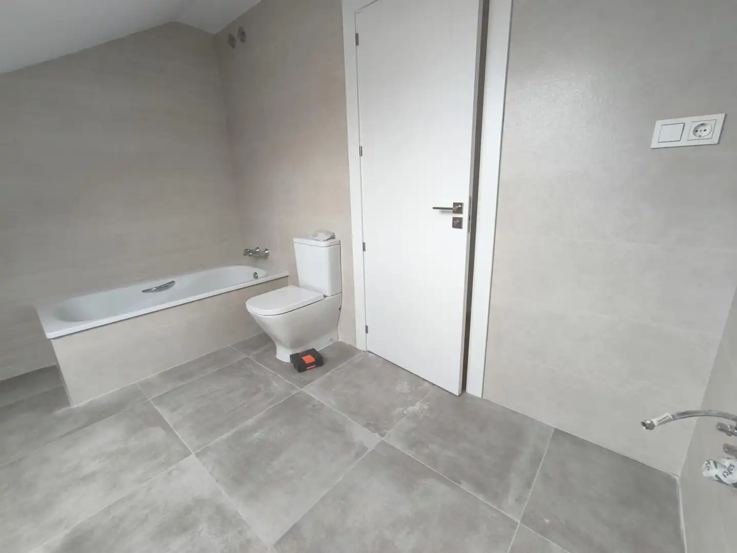 Bathroom of Attic for sale in León Capital   with Storage room