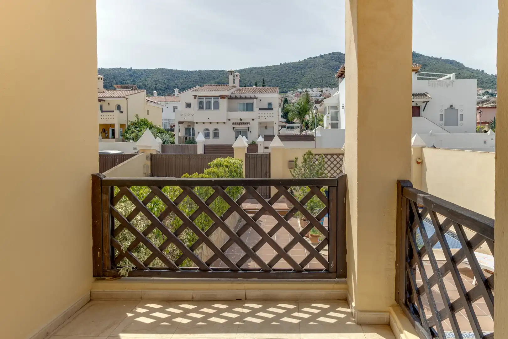 Terrassa de Casa adosada en venda en Alhaurín de la Torre amb Aire condicionat, Jardí privat i Terrassa