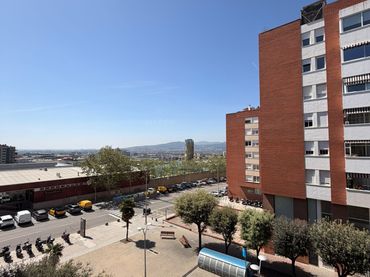Piso con balcón en venta en Carrer d'Antoni Gaudí