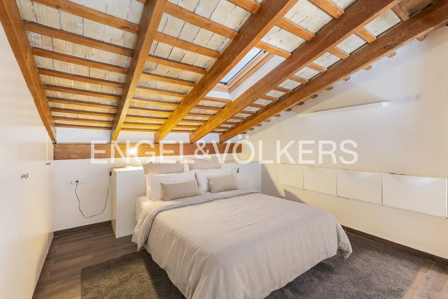 Habitación de Piso en venta en Valencia con Aire acondicionado, Calefacción y Balcón