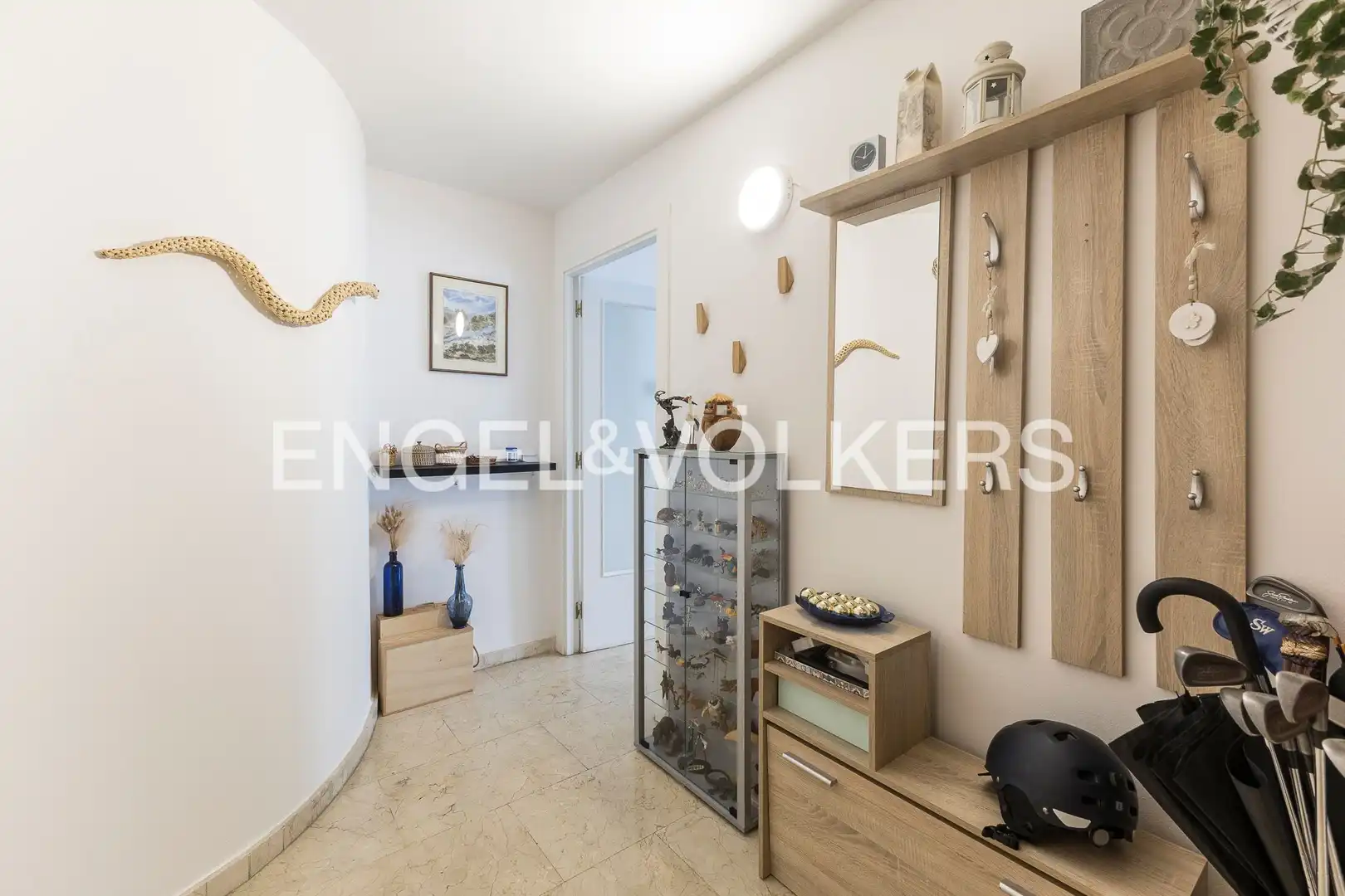 Dachboden zum Verkauf in Barcelona mit Klimaanlage, Heizung und Balkon