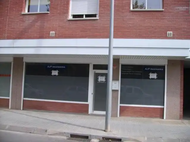 Oficina de alquiler en Carrer de Rahola i d'Espona, 84, Ca n'Alzamora