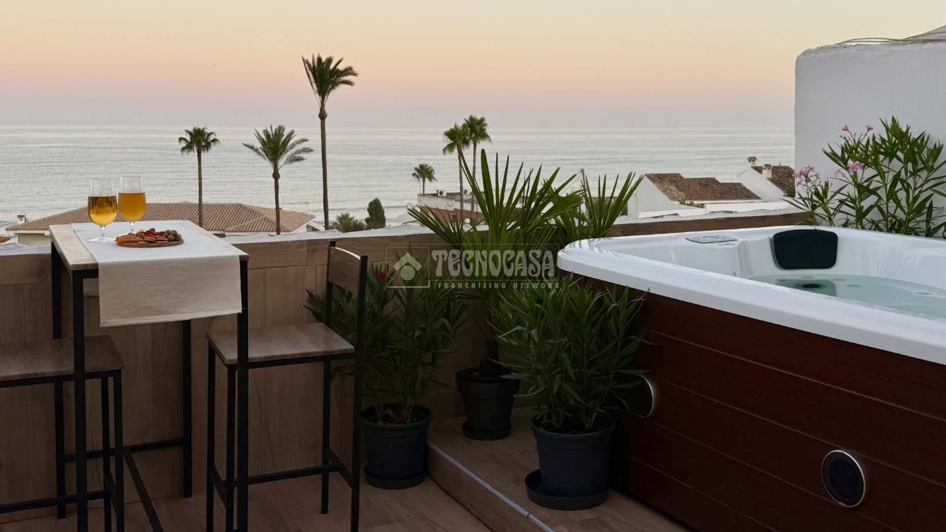 Terrace of Duplex for sale in Estepona
