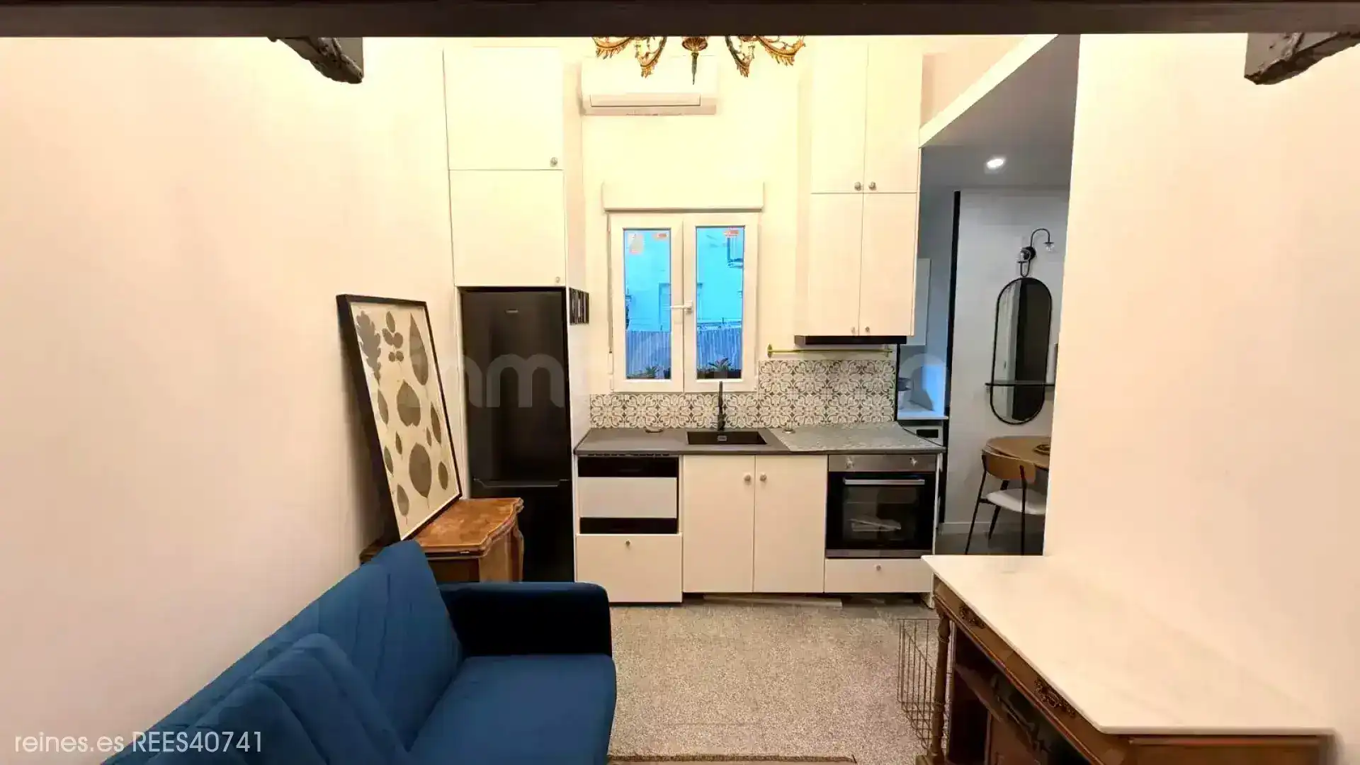 Cuina de Apartament de lloguer en Madrid amb Calefacció i Moblat