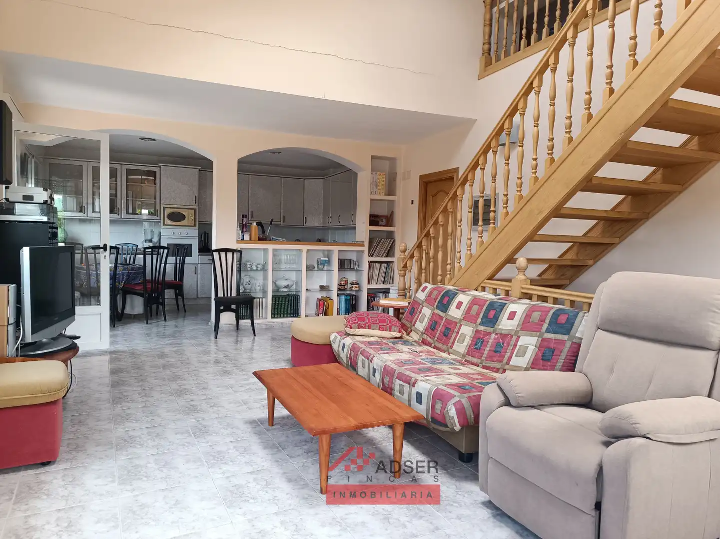 Sala de estar de Casa o chalet en venta en Albelda de Iregua con Jardín privado, Terraza y Trastero