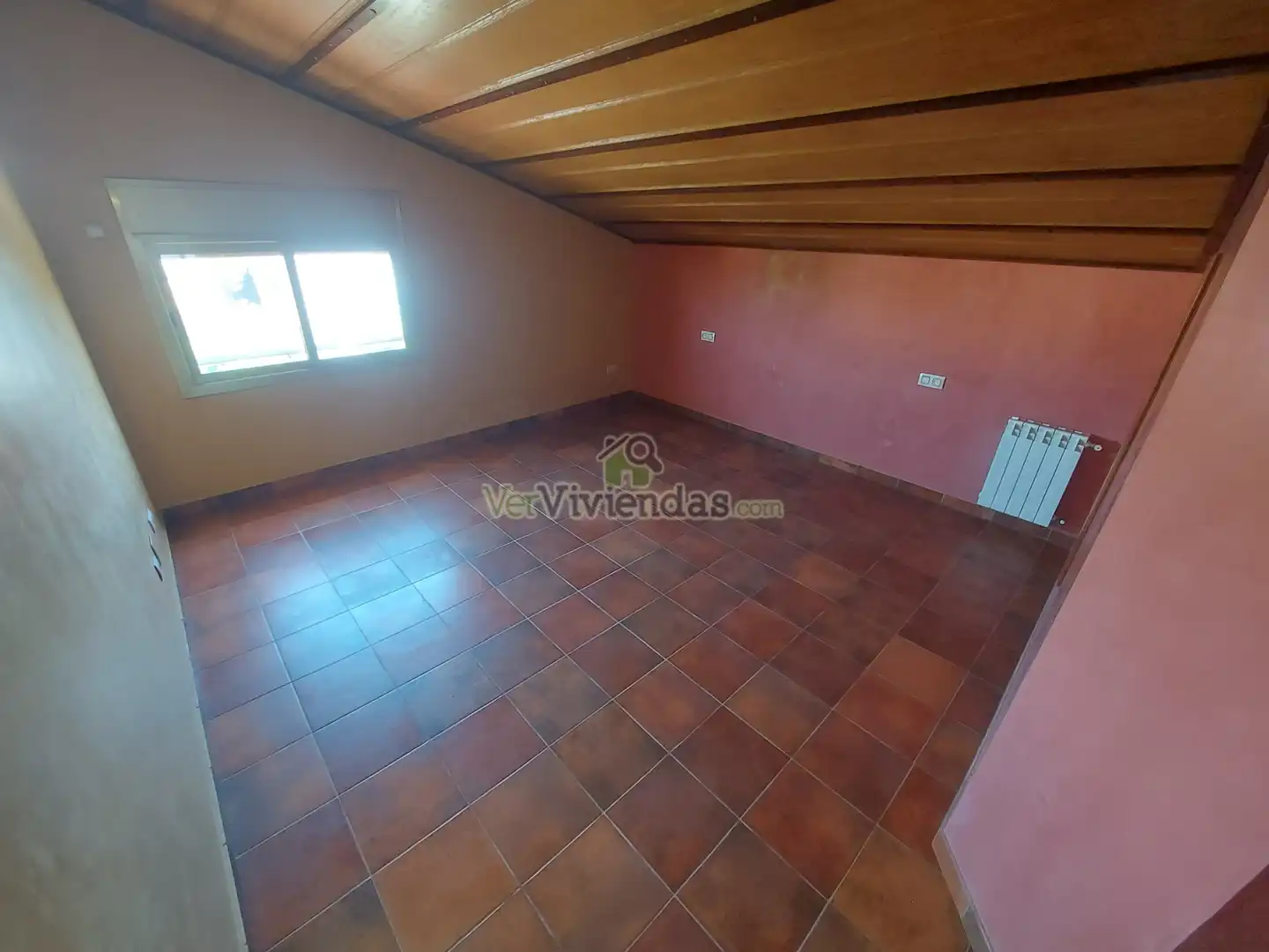 Houses for sale in Olèrdola  with Air Conditioner, Heating and Private garden