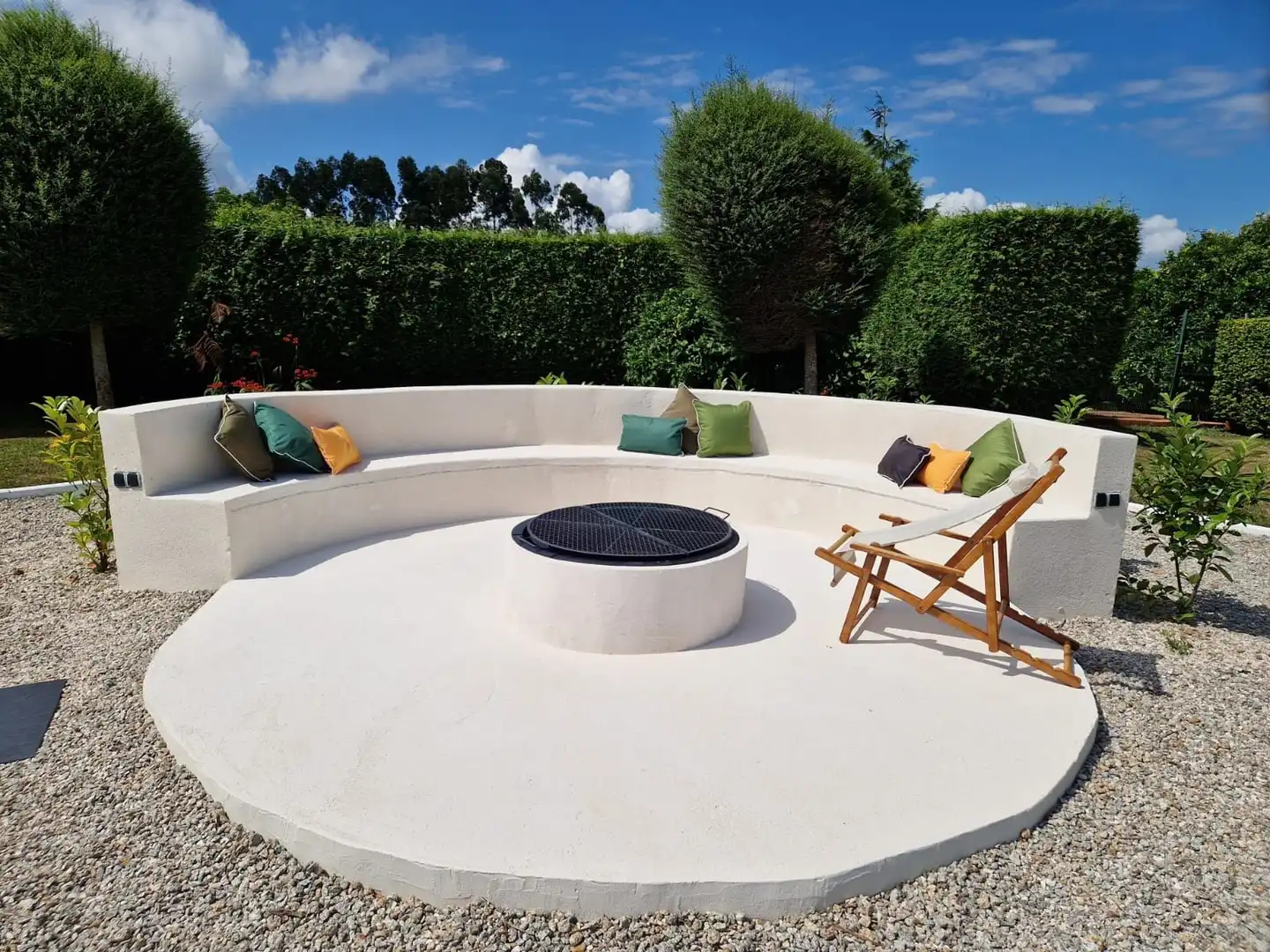Terrassa de Casa o xalet en venda en Oleiros amb Calefacció, Jardí privat i Terrassa