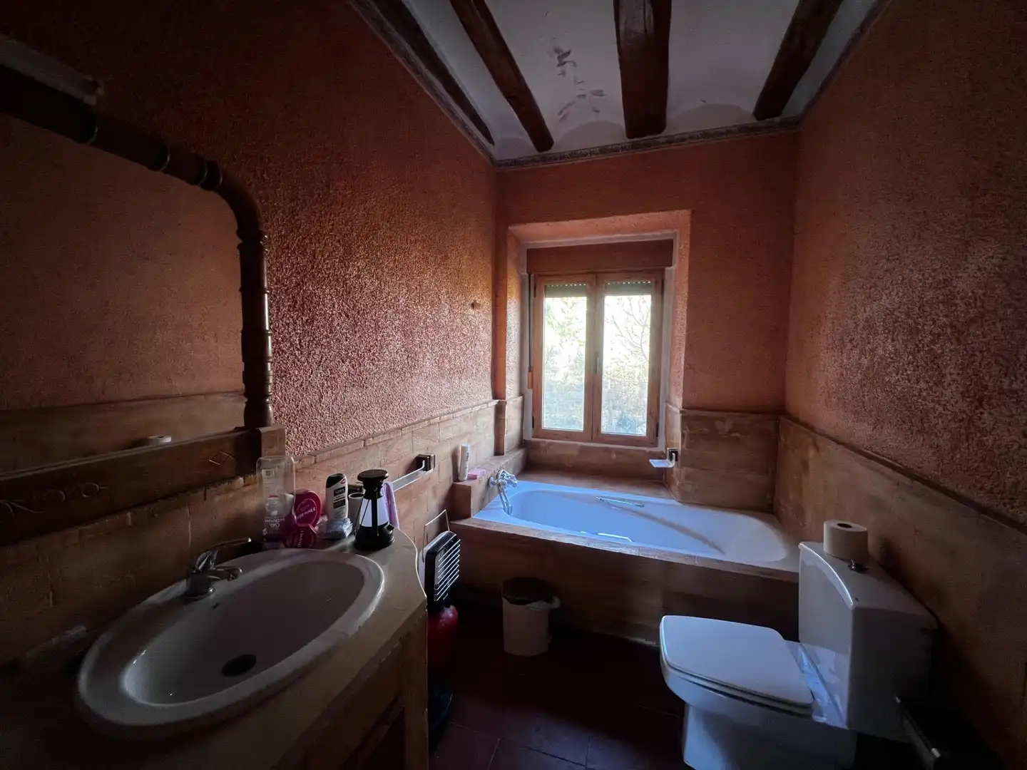 Baño de Finca rústica en venta en Bocairent con Jardín privado, Terraza y Trastero