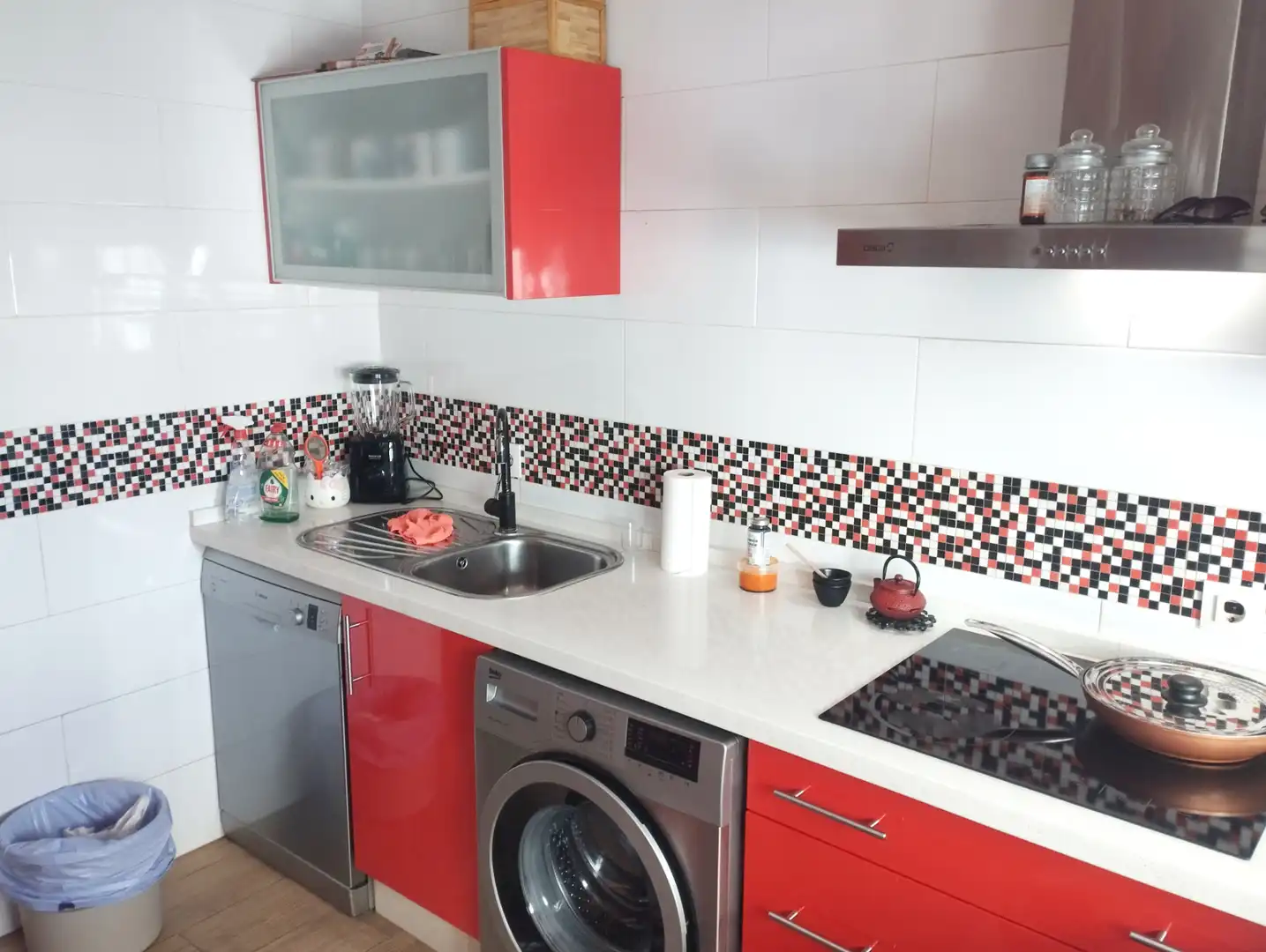 Kitchen of Flat for sale in Jerez de la Frontera  with Air Conditioner, Oven and Washing machine
