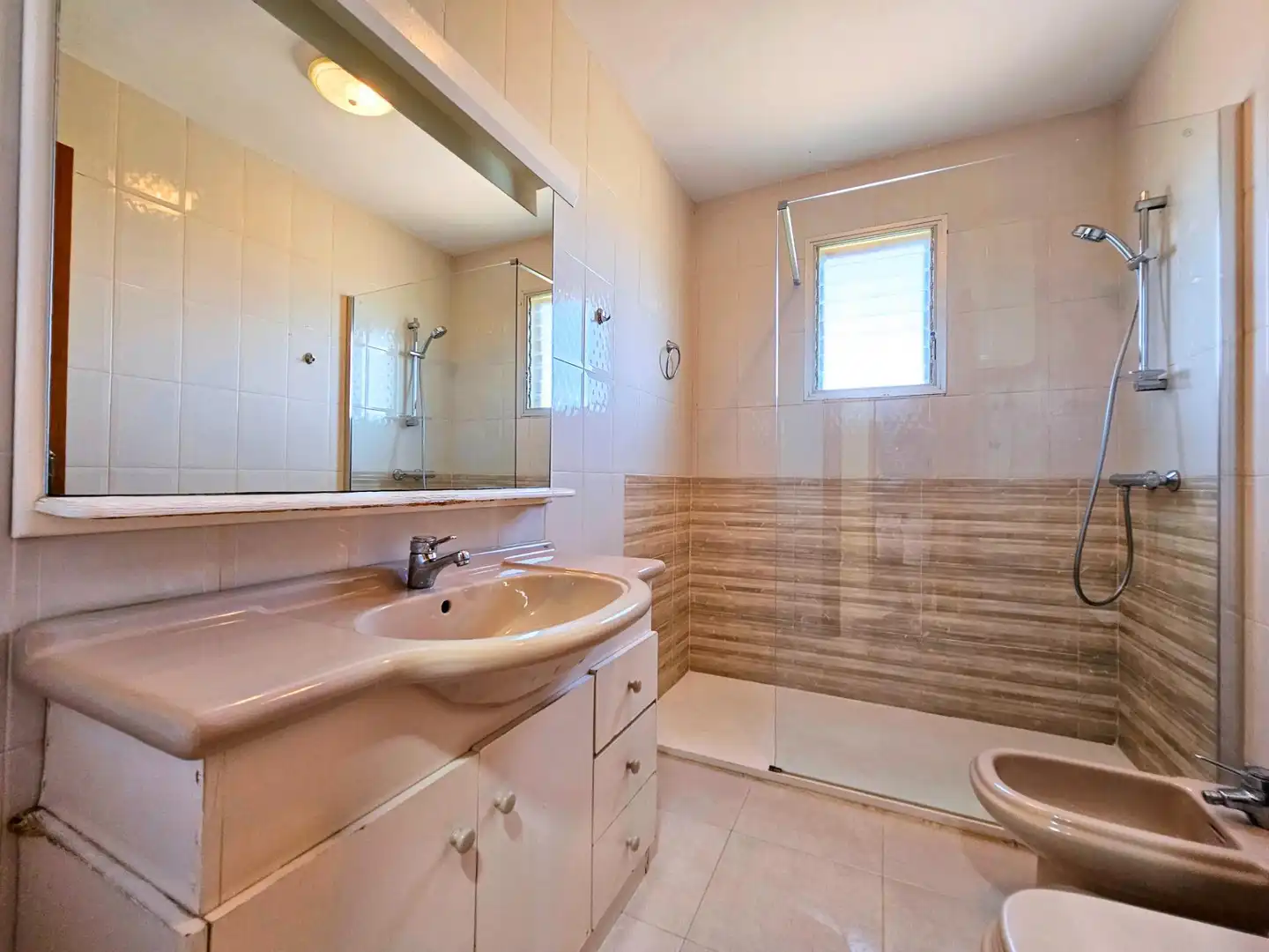 Bathroom of Houses for sale in Cartagena