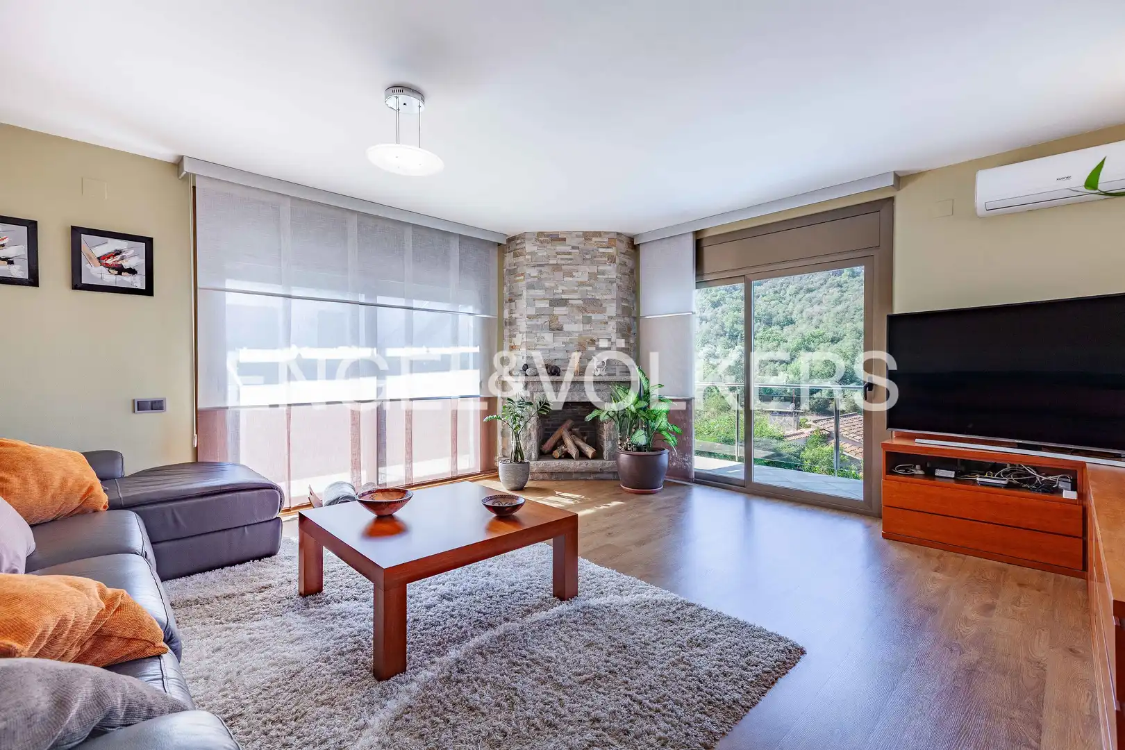 Sala de estar de Casa o chalet de alquiler en Llinars del Vallès con Aire acondicionado, Calefacción y Jardín privado