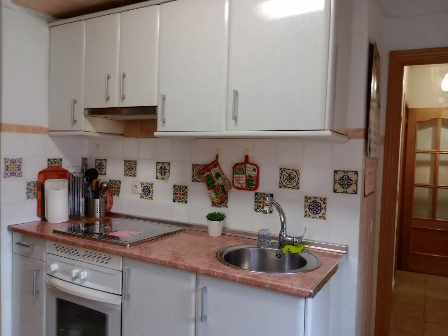Kitchen of Flat for sale in  Madrid Capital  with Air Conditioner, Heating and Terrace