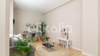 Living room of Flat for sale in  Madrid Capital  with Air Conditioner