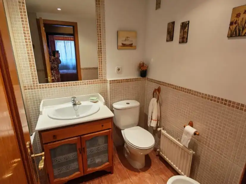 Bathroom of Flat for sale in  Madrid Capital  with Balcony