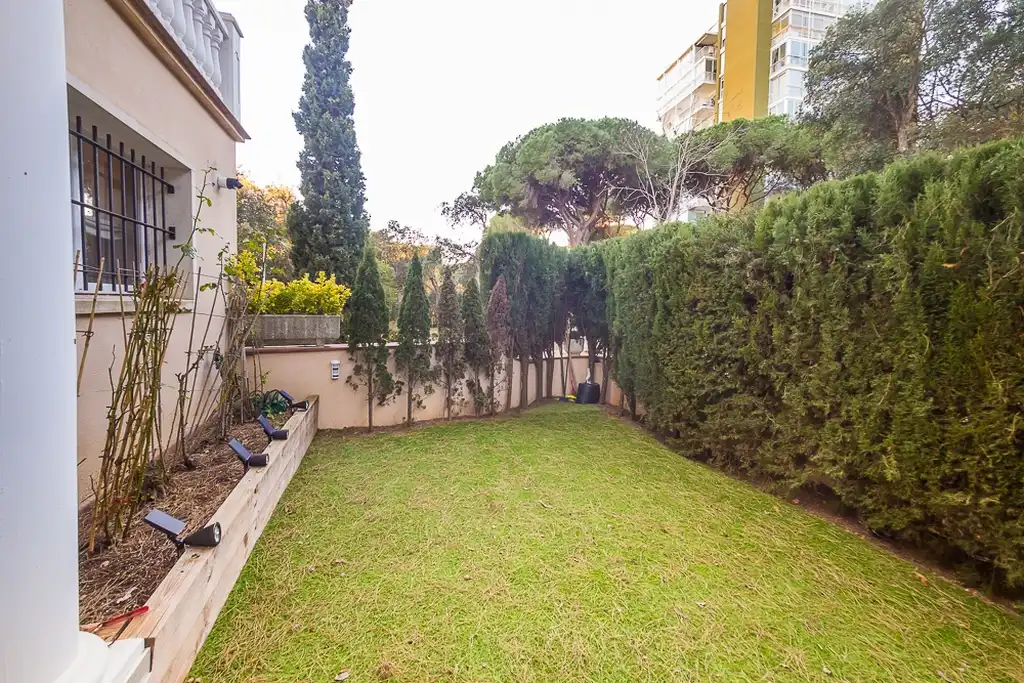 Reihenhaus mit Terrasse zum Verkauf in Carrer Hortènsia 4, imagen 35