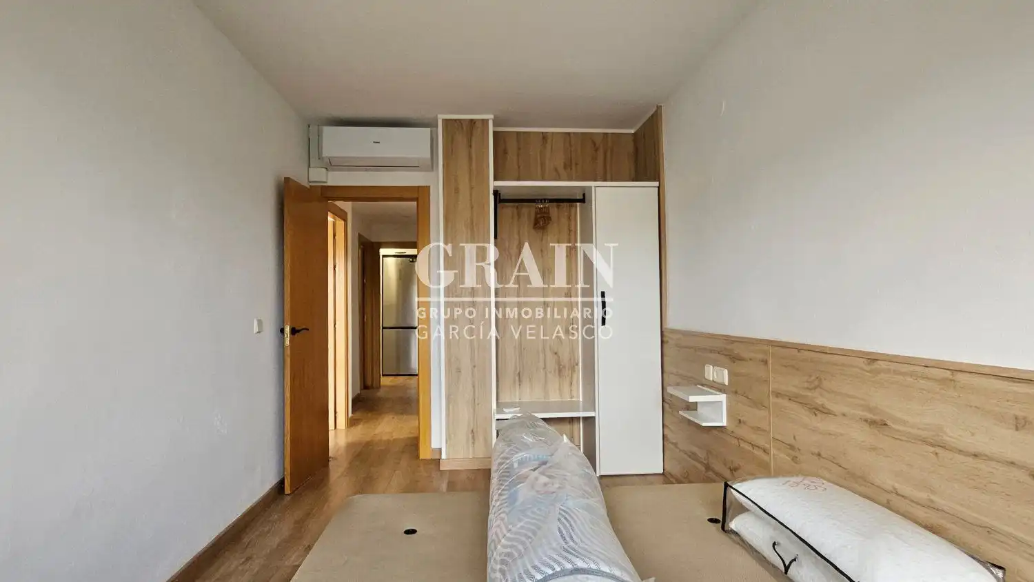 Dormitori de Apartament en venda en Albacete amb Calefacció i Balcó