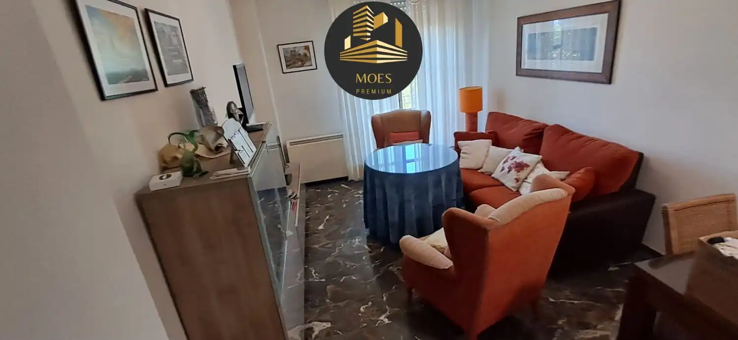 Piso con terraza en venta en Ctra. Circunvalación - La Magdalena, imagen 2