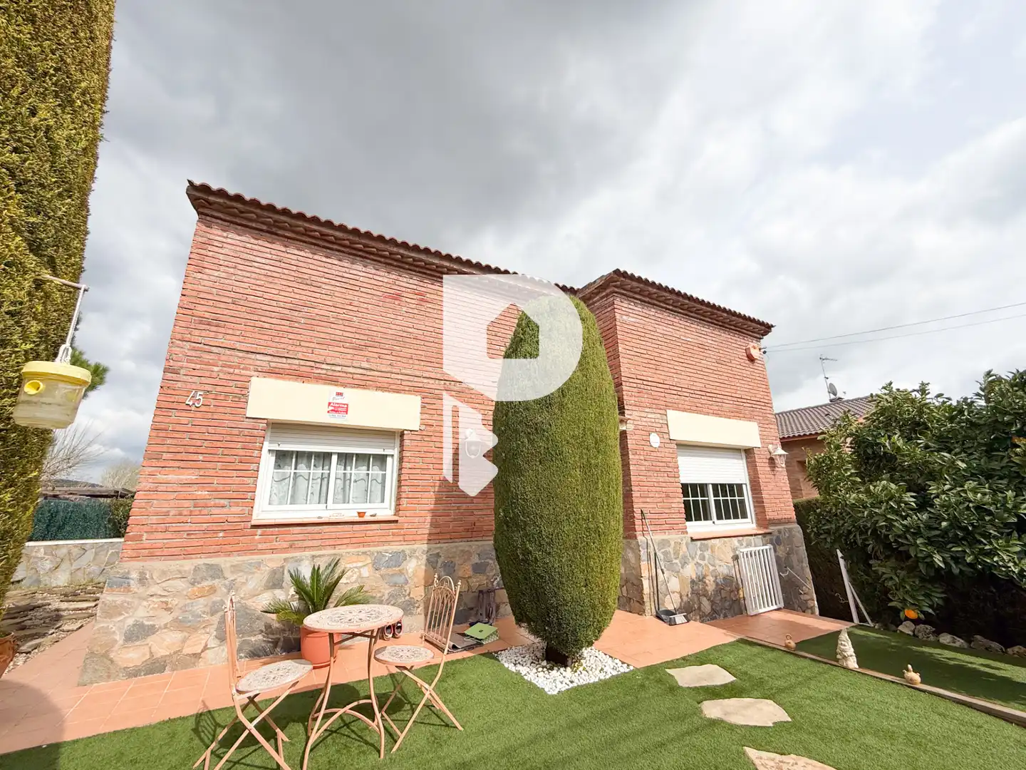 Vista exterior de Casa o chalet en venta en Esparreguera con Aire acondicionado, Calefacción y Terraza