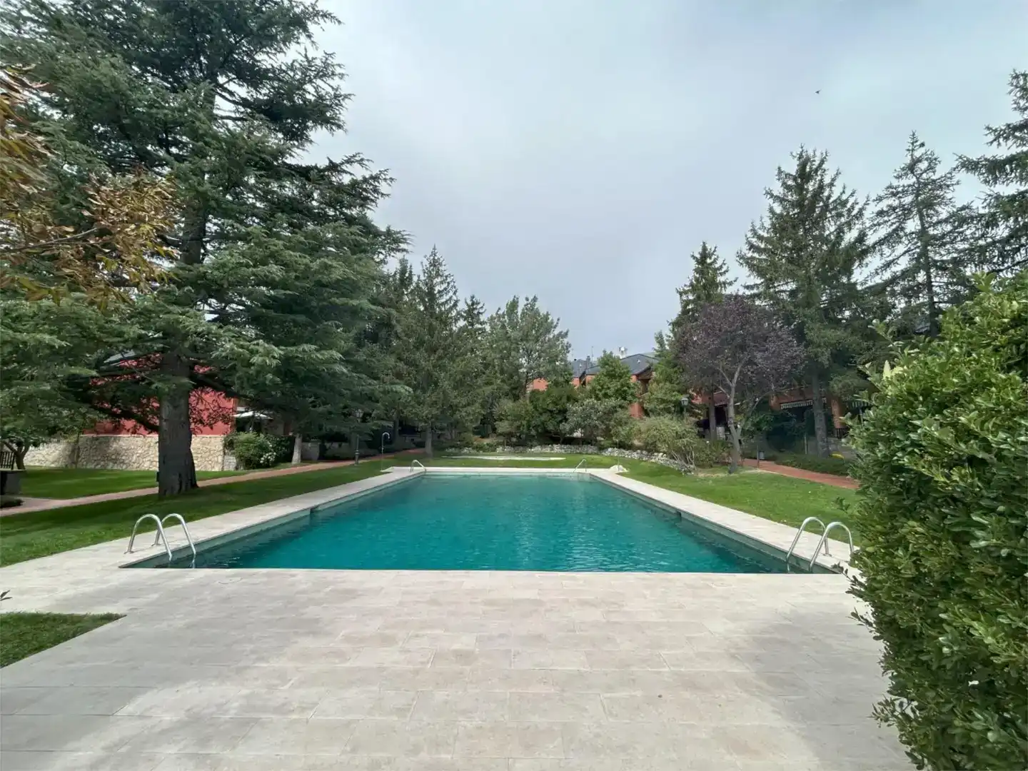 Piscina de Casa o chalet en venta en Navacerrada con Jardín privado, Trastero y Piscina